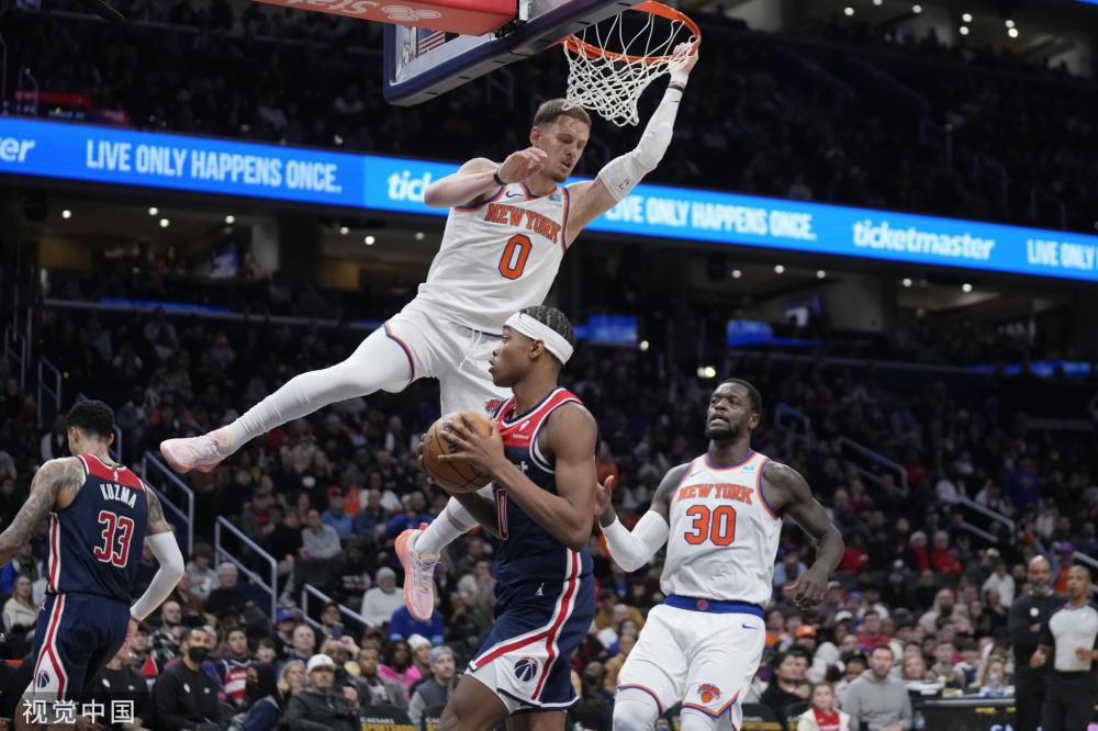 一个象征着 一个象征着