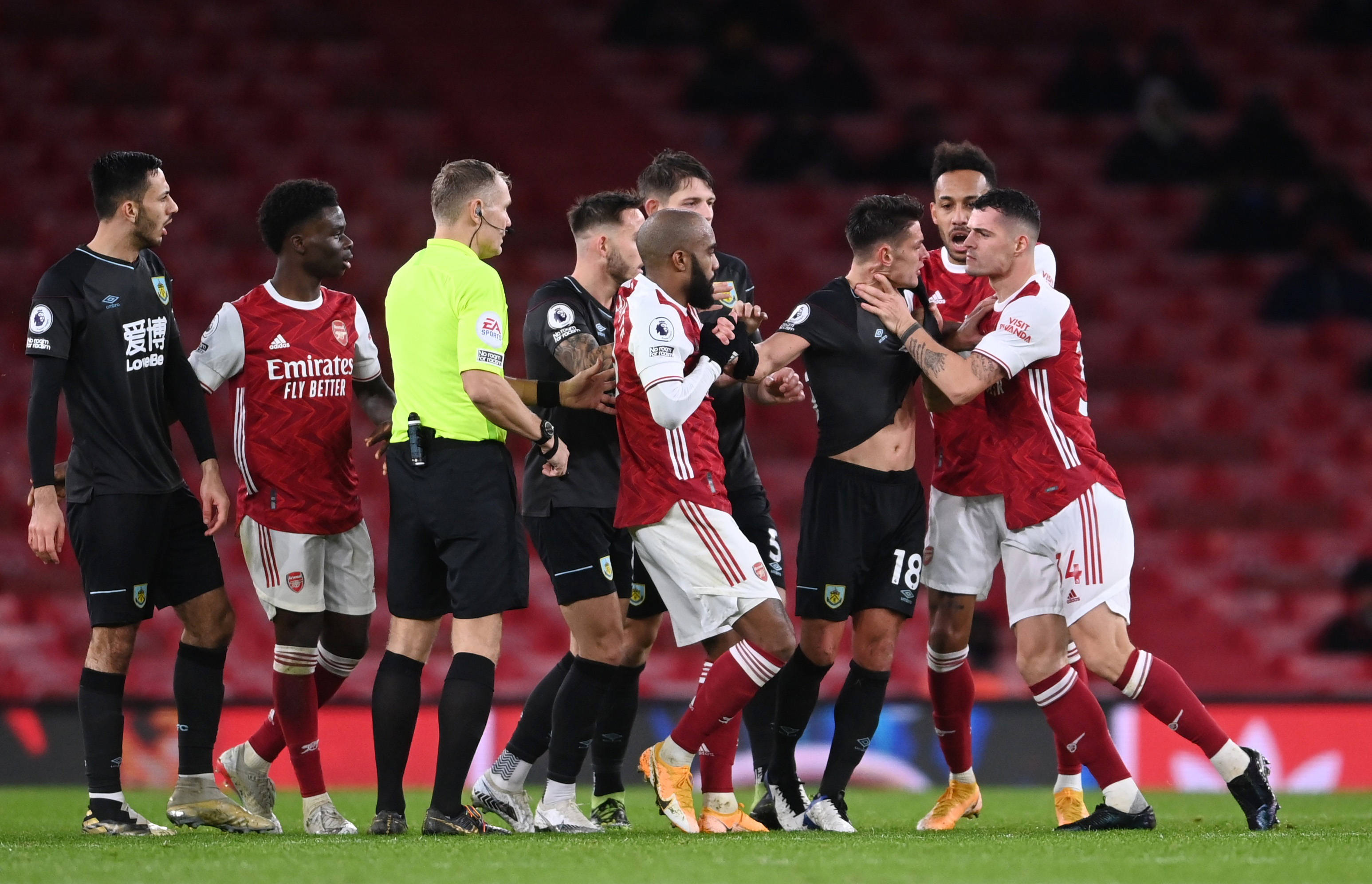 场的调度控 场的调度控